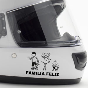 Pegatina personaliza de familia sobre casco de moto